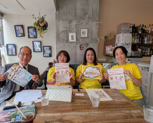 21572